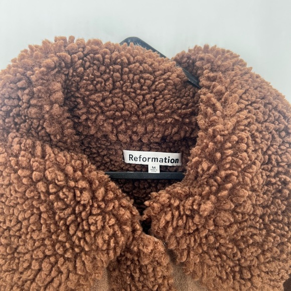 Reformation Talli Shearling Faux Suede Fur Jacket In Chocolate Brown - Picture 4 of 10